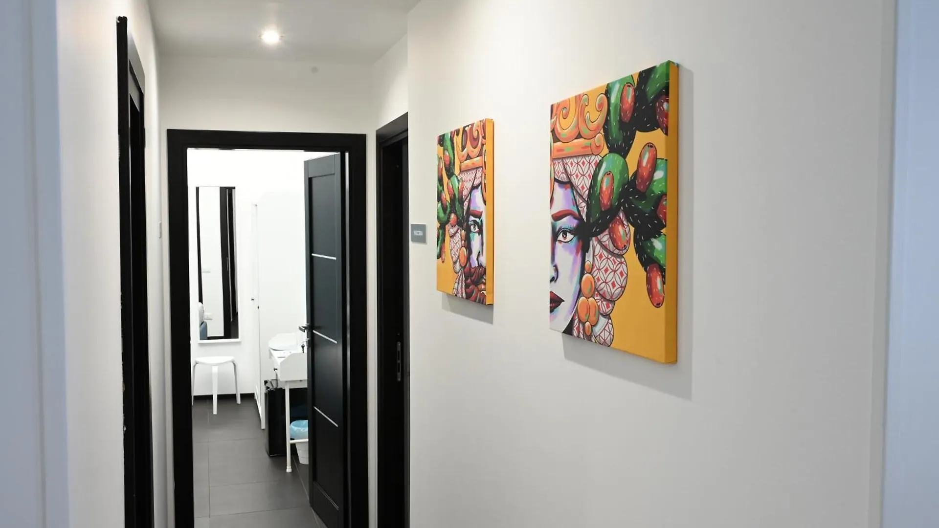 Hotel Terzo Rione Palermo 0*,  Italia